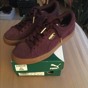 Women’s Suede Classic Gold/Maroon